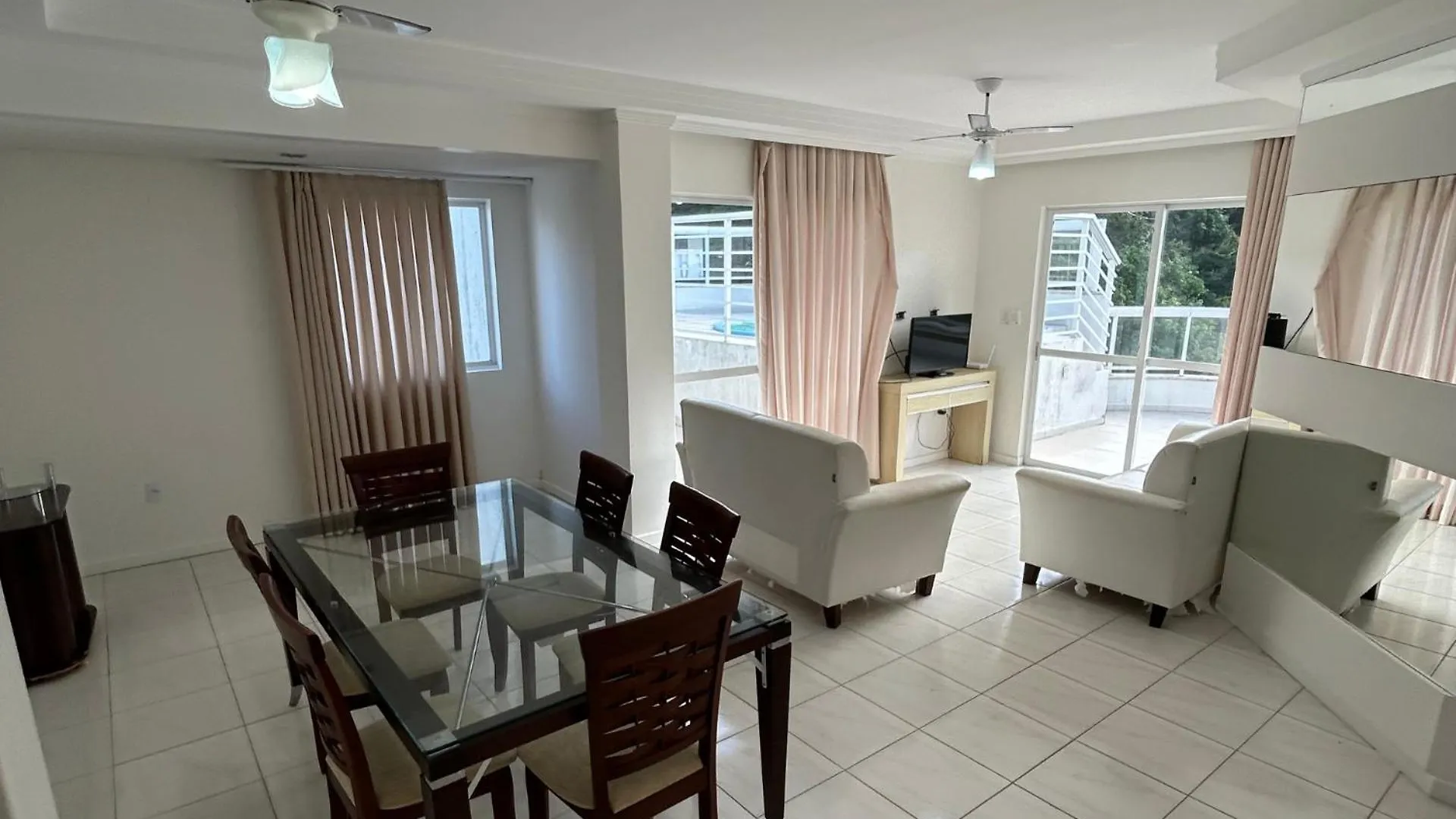 Apartament Cobertura Com Piscina E Vista Mar Bombinhas
